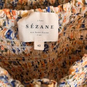 Sezane puffed sleeve floral top